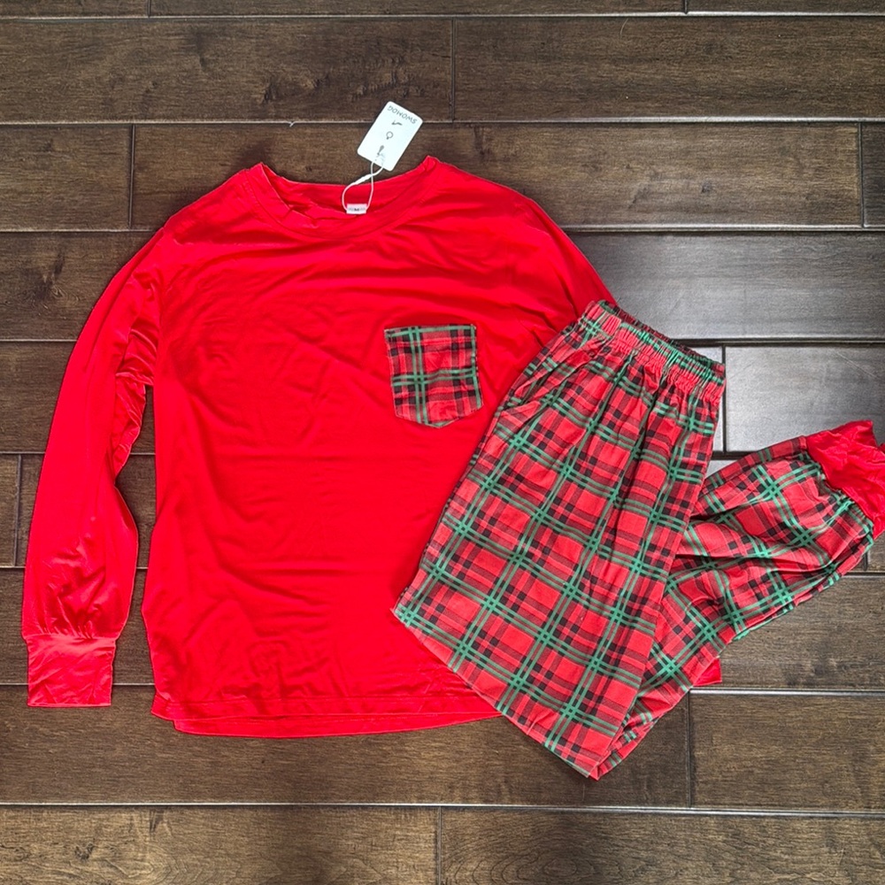 ❤️3/$30 SWOMOG Red Plaid Christmas Pajamas Pants with Pockets NWT